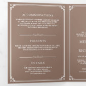 Invitation Trois Volets Mariage Marron et Blanc avec Code QR Monogramme (Intérieur en premier)