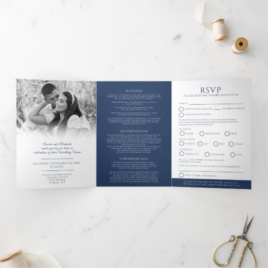 Invitation Trois Volets Mariage ovale monogramme RSVP bleu blanc (Intérieur)