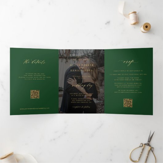 Invitation Trois Volets Mariage photo émeraude or RSVP détails code QR (Intérieur)