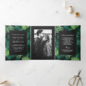 Invitation Trois Volets Mariage photo gris foncé et feuillage vert (Intérieur)