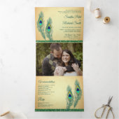 Invitation Trois Volets Mariage Rustic Green Indian Peacock Feathes (Intérieur)
