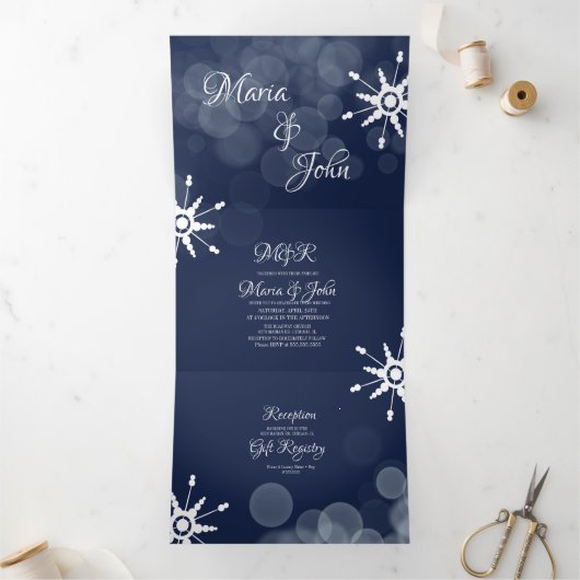 Invitation Trois Volets Merveilleux Mariage d'hiver Snowflakes Bokeh Lumiè (Intérieur)