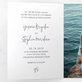 Invitation Trois Volets Modern Black and White Photo Chic Wedding (Intérieur en premier)
