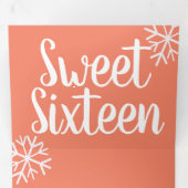 Invitation Trois Volets Moderne Sweet 16 Snowflakes épars (Intérieur en premier)