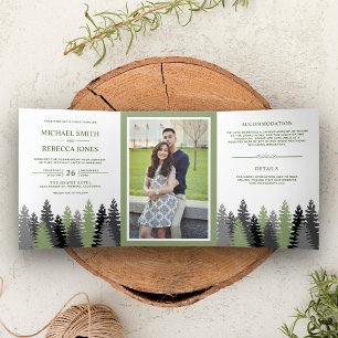 Invitation Trois Volets Photographie de pins en forêt hivernale pour maria