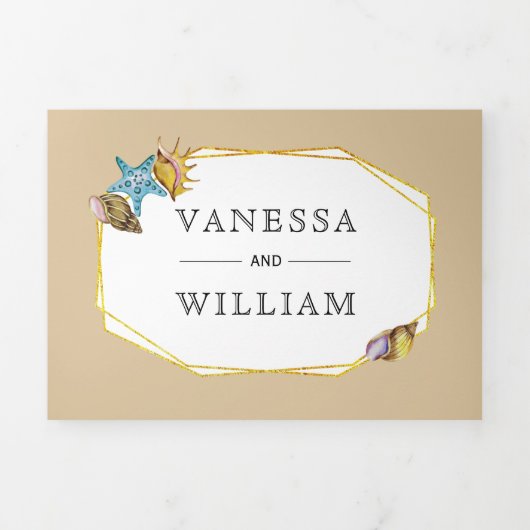 Invitation Trois Volets Plage d'or polygon coquillages sable plage mariage (Page de couverture)
