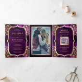 Invitation Trois Volets Purple Galaxy Gold Mandala QR Code Mariage indien (Intérieur)