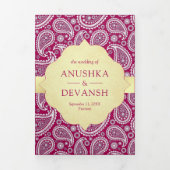 Invitation Trois Volets Rani Pink Paisley Indian Peacock Code QR Mariage (Page de couverture)