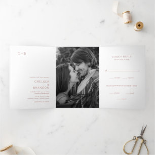 Invitation Trois Volets Rose Dusty minime Monogramme Photo Mariage moderne