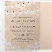 Invitation Trois Volets Rustic Burlap Lace String Lights Mariage photo (Intérieur en premier)