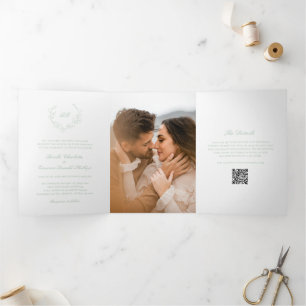 Invitation Trois Volets Sage Green Wreath Monogramme QR Code Mariage éléga