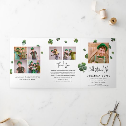 Invitation Trois Volets Shamrock irlandais Clover Funeral Memorial Program (Extérieur)