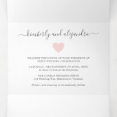 Invitation Trois Volets Simple Coeur rose Mariage moderne (Intérieur au milieu)