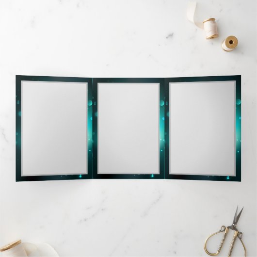 Invitation Trois Volets Skeleton Keys on Green Background (Intérieur)