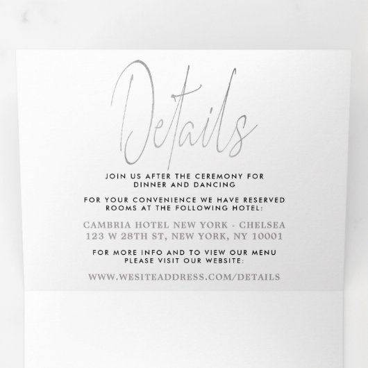 Invitation Trois Volets Suite Mariage de script Silver moderne (Intérieur en premier)