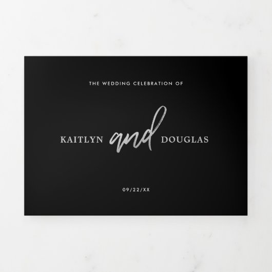 Invitation Trois Volets Suite Mariage de script Silver moderne (Page de couverture)