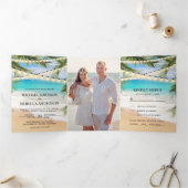 Invitation Trois Volets Tropical Beach Palm Feuille String Lights Mariage (Intérieur)