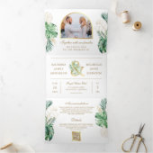 Invitation Trois Volets Tropical Gold Monstera Palm Photo QR Code Mariage (Intérieur)