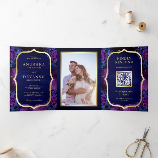 Invitation Trois Volets Violet Galaxy bleu Mandala QR Code Mariage indien (Intérieur)