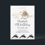Invitation Tropical 50th Gold Birthday avec photo<br><div class="desc">Conçu pour notre collection Tropical Birthday Invitations with Photo,  cette carte d'invitation personnalisable comprend une section photo modifiable,  des numéros d'or et des polices décoratives d'écriture manuscrite. Éléments correspondants disponibles.</div>