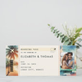 Invitation Tropical Beach Destination Boarding Pass Mariage (Debout devant)