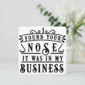 INVITATION TROUVE TON NEZ (Debout devant)