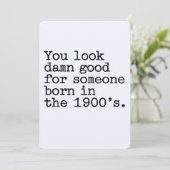 Invitation Tu Es Bon Pour Quelqu'Un Né Dans Les Années 1900 D (Debout devant)
