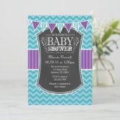 Invitation Turquoise Chalkboard violet Chevron Baby shower In (Debout devant)