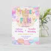 Invitation Twice the Fun Pastel Glitter Double Birthday (Debout devant)