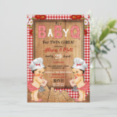 Invitation Twin Baby Girls Red En vichy Wood Baby Q Barbecue (Debout devant)