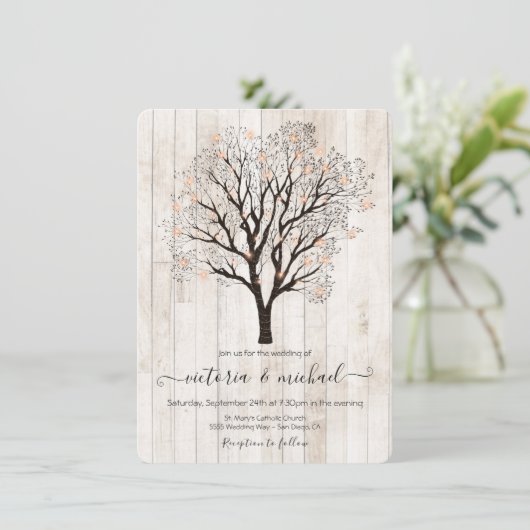 Invitation Twinkle Lights Tree avec Mariage en bois rustique (Debout devant)