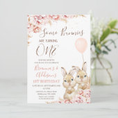 Invitation Twins Boho Floral Bunny Balloon 1er anniversaire (Debout devant)