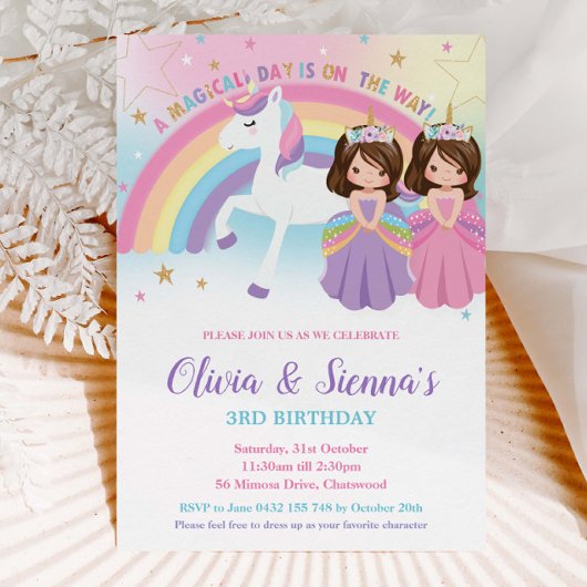 Invitation Twins Brunette Princesses et Unicorne Anniversaire