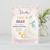 Invitation Two silly goose 2nd birthday cute floral pink (Debout devant)