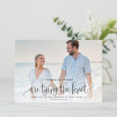 Invitation Tying The Knot Wedding Enregistrer La Date Photo (Debout devant)