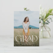 Invitation Type moderne Overlay Budget Photo Graduation (Debout devant)
