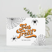 Invitation Typographie avec pointeur ou traitement avec ID680 (Debout devant)