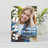 Invitation Typographie de diplôme Photo QR Code Médias sociau (Debout devant)