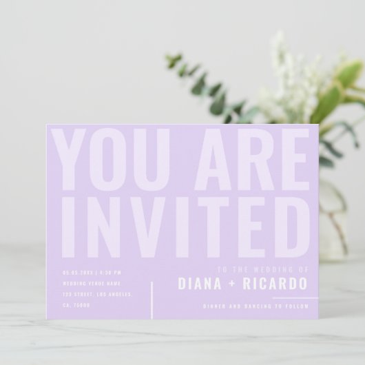 Invitation Typographie en gras Lilac numérique tout en un Mar (Debout devant)