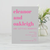 Invitation Typographie en gras rose chaud et gris Mariage mod (Debout devant)