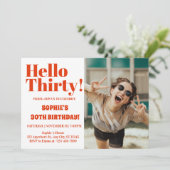 Invitation Typographie Gras Orange Moderne 30e Anniversaire (Debout devant)
