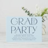 Invitation Typographie moderne Marine Blue Graduation Party (Debout devant)