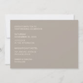 Invitation Typographie moderne Retro Bold Taupe et Mariage de (Dos)