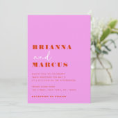 Invitation Typographie moderne rose et rouge gras Mariage de  (Debout devant)