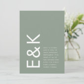Invitation Ultra Moderne Sage Green Monogramme Simple Mariage (Debout devant)