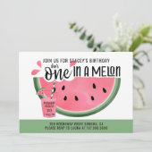 Invitation Un anniversaire de 1 an One In A Melon rose vert a (Debout devant)