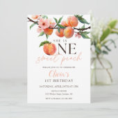 Invitation Un anniversaire doux comme une pêche (Debout devant)