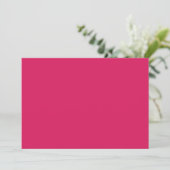 Invitation un arrière - plan rose avec une bordure blanche (Debout devant)