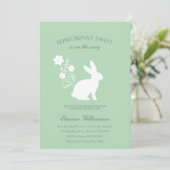 Invitation Un baby shower à fleurs doux lapin (Debout devant)