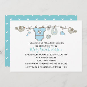 Invitation Un BABY SHOWER de garçon avec des vêtements bleus